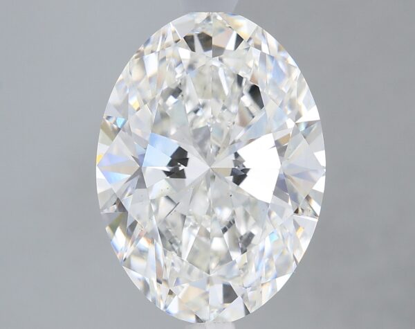 3.4 carat, G colour, VS2 clarity, Oval shape, Lab Grown Diamond.