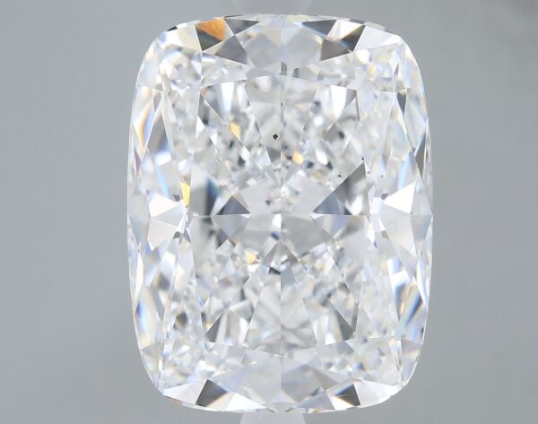 5.64 carat, E colour, VS2 clarity, Cushion shape, Lab Grown Diamond.