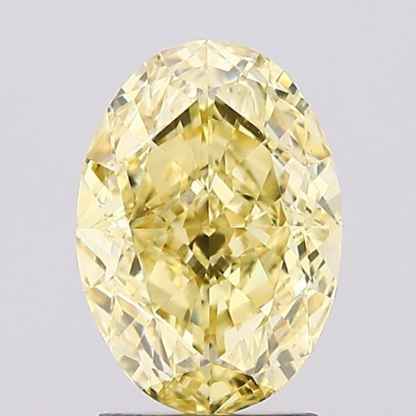 2.1 carat,  colour, VS2 clarity, Oval shape, Lab Grown Diamond.