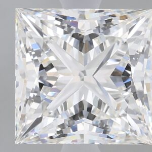 2.72 carat, F colour, VVS1 clarity, Princess shape, Lab Grown Diamond.