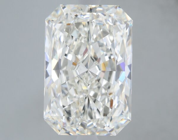 5.56 carat, G colour, VS1 clarity, Radiant shape, Lab Grown Diamond.