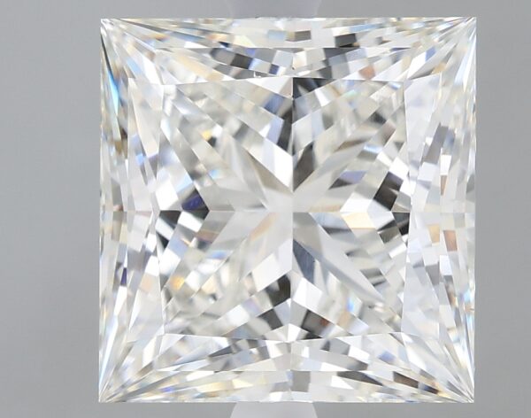 3.87 carat, G colour, VS1 clarity, Princess shape, Lab Grown Diamond.