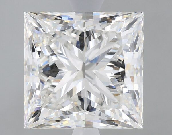 4.16 carat, G colour, VS2 clarity, Princess shape, Lab Grown Diamond.