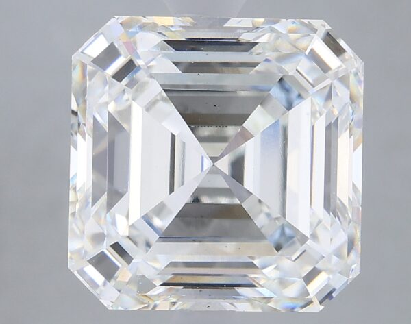 4.38 carat, G colour, VS1 clarity, Asscher shape, Lab Grown Diamond.