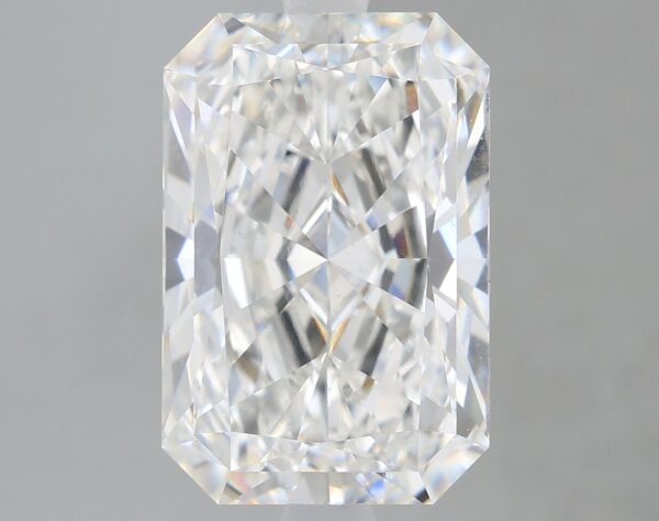 3.26 carat, E colour, VS1 clarity, Radiant shape, Lab Grown Diamond.