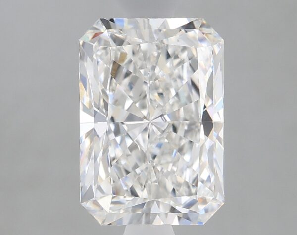 1.64 carat, F colour, VVS2 clarity, Radiant shape, Lab Grown Diamond.