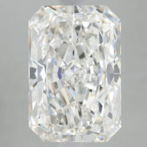 4.2 carat, G colour, VS1 clarity, Radiant shape, Lab Grown Diamond.