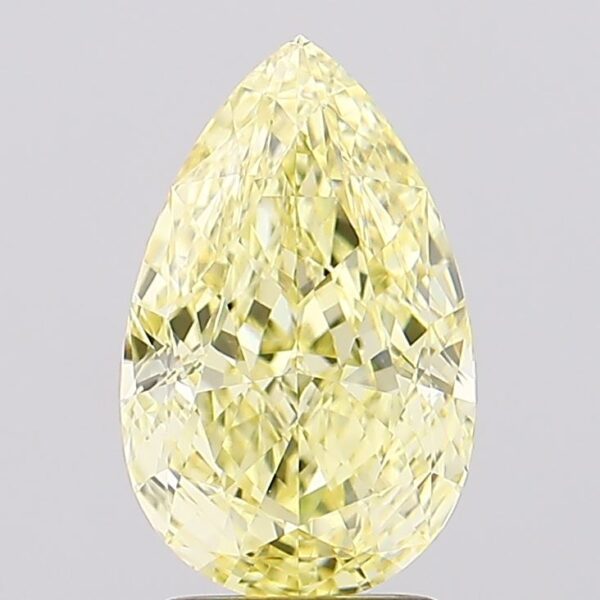 2.9 carat,  colour, VS1 clarity, Pear shape, Lab Grown Diamond.