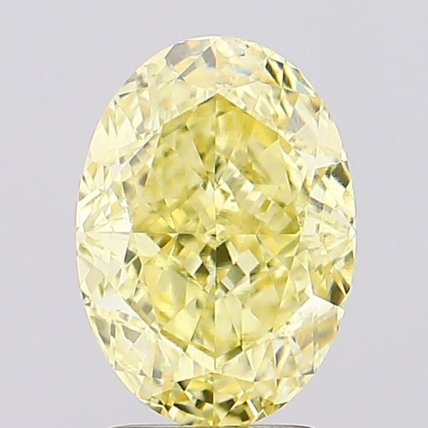 3.1 carat,  colour, VS2 clarity, Oval shape, Lab Grown Diamond.