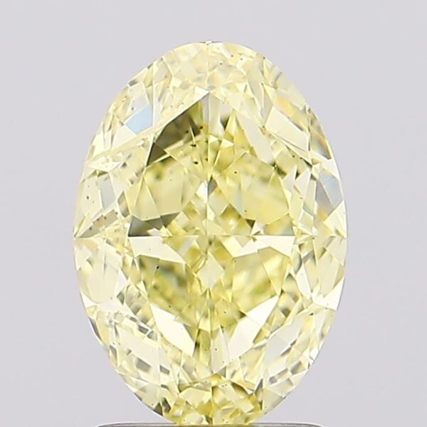 2.1 carat,  colour, VS2 clarity, Oval shape, Lab Grown Diamond.