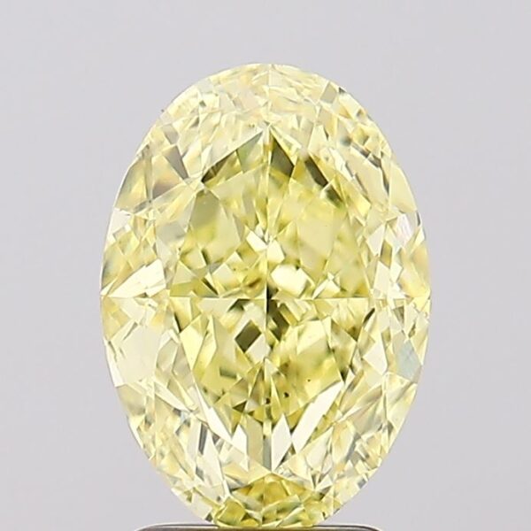 3.05 carat,  colour, VS2 clarity, Oval shape, Lab Grown Diamond.