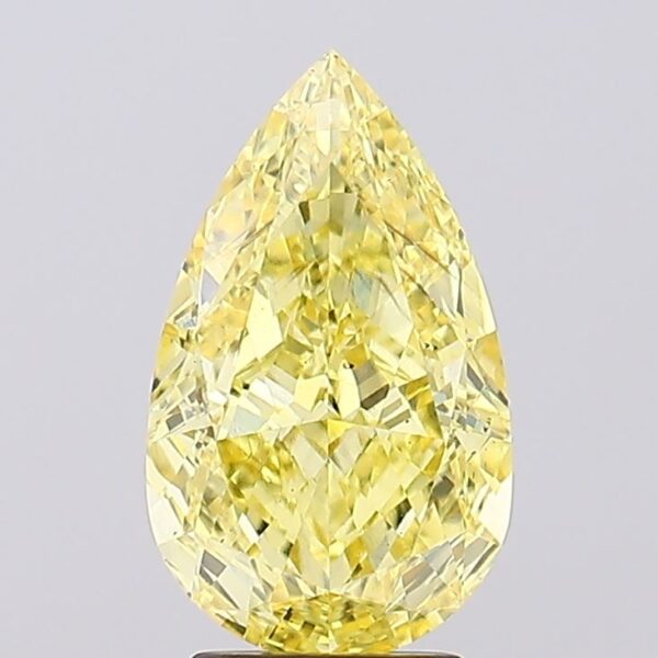 3.88 carat,  colour, SI1 clarity, Pear shape, Lab Grown Diamond.