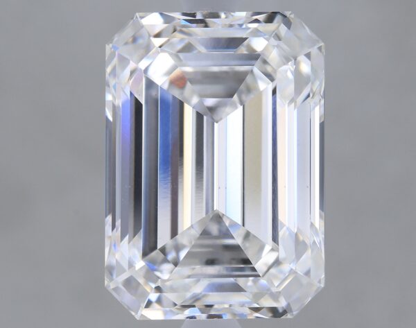 5.1 carat, E colour, VS1 clarity, Emerald shape, Lab Grown Diamond.