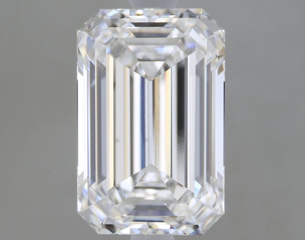 2.57 carat, E colour, VS1 clarity, Emerald shape, Lab Grown Diamond.