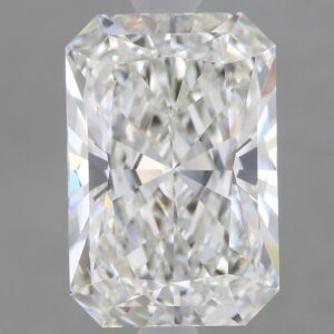 3.02 carat, G colour, VS2 clarity, Radiant shape, Lab Grown Diamond.