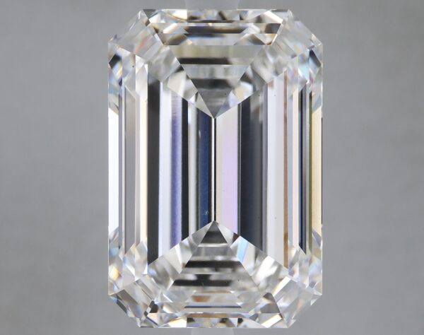 7.14 carat, F colour, VS2 clarity, Emerald shape, Lab Grown Diamond.