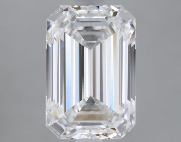 2.09 carat, E colour, VS1 clarity, Emerald shape, Lab Grown Diamond.