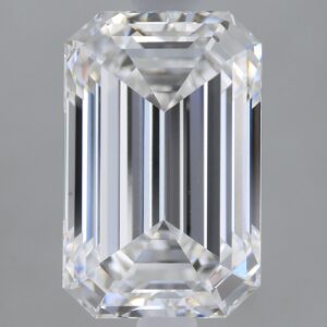 2.1 carat, E colour, VS1 clarity, Emerald shape, Lab Grown Diamond.