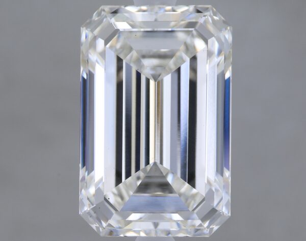 4.86 carat, G colour, VS2 clarity, Emerald shape, Lab Grown Diamond.
