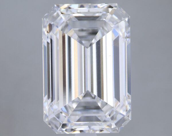 3.61 carat, D colour, VS1 clarity, Emerald shape, Lab Grown Diamond.