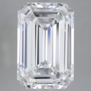 5.08 carat, D colour, VS1 clarity, Emerald shape, Lab Grown Diamond.