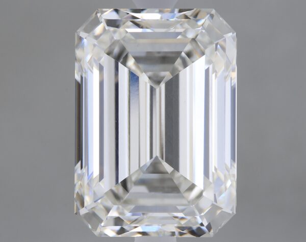 5.61 carat, G colour, VS2 clarity, Emerald shape, Lab Grown Diamond.