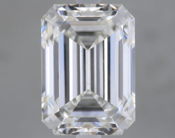 5.02 carat, F colour, VS1 clarity, Emerald shape, Lab Grown Diamond.