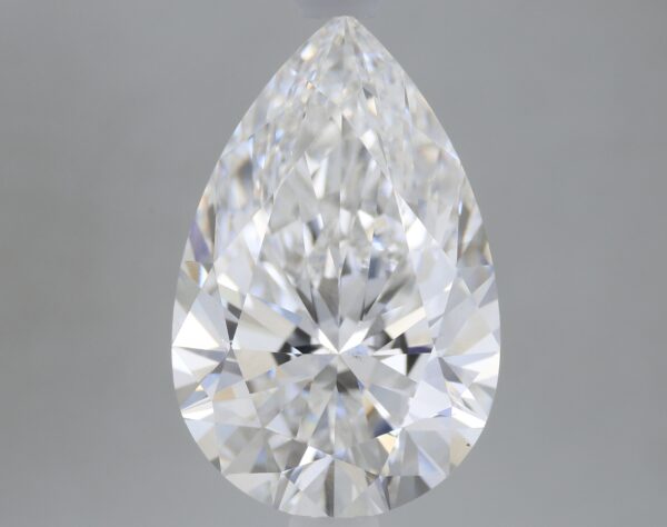 3.1 carat, E colour, VS2 clarity, Pear shape, Lab Grown Diamond.