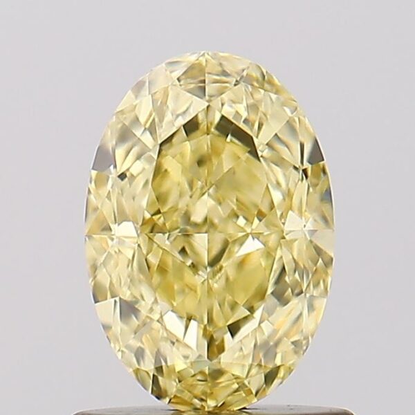 1.11 carat,  colour, VS1 clarity, Oval shape, Lab Grown Diamond.