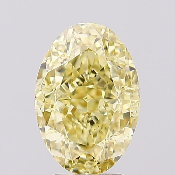 3.02 carat,  colour, VS1 clarity, Oval shape, Lab Grown Diamond.