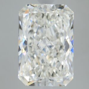 5.5 carat, G colour, VS2 clarity, Radiant shape, Lab Grown Diamond.