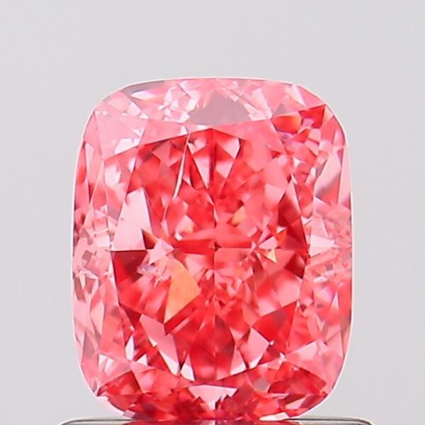 1 carat,  colour, SI1 clarity, Cushion shape, Lab Grown Diamond.
