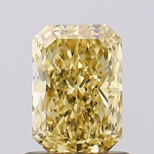 1.01 carat,  colour, VS2 clarity, Radiant shape, Lab Grown Diamond.