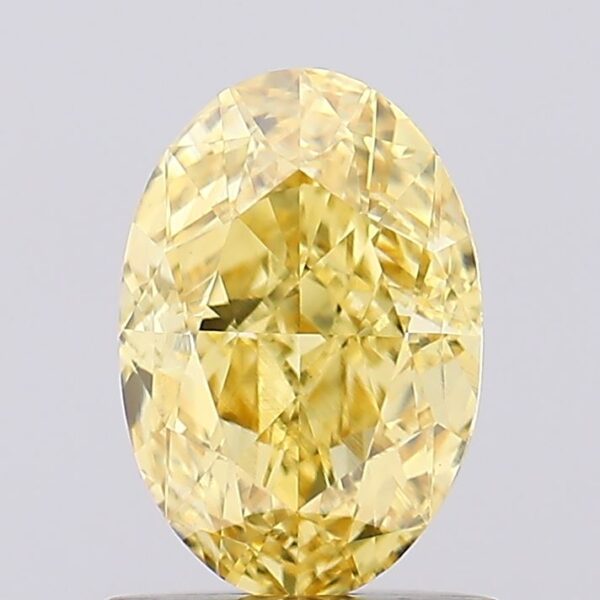 1.04 carat,  colour, VS1 clarity, Oval shape, Lab Grown Diamond.