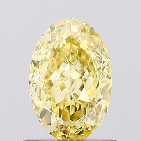 1.03 carat,  colour, VS2 clarity, Oval shape, Lab Grown Diamond.