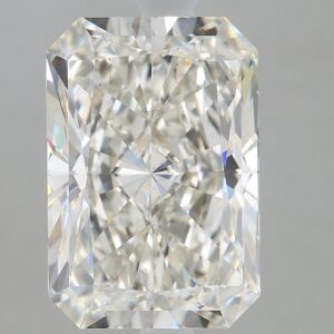 3.15 carat, G colour, VS2 clarity, Radiant shape, Lab Grown Diamond.
