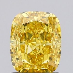 1 carat,  colour, VS2 clarity, Cushion shape, Lab Grown Diamond.
