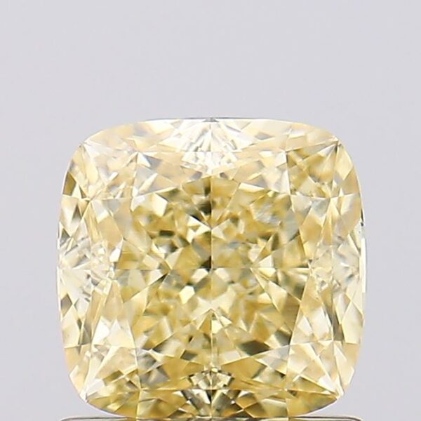1.05 carat,  colour, VS1 clarity, Cushion shape, Lab Grown Diamond.