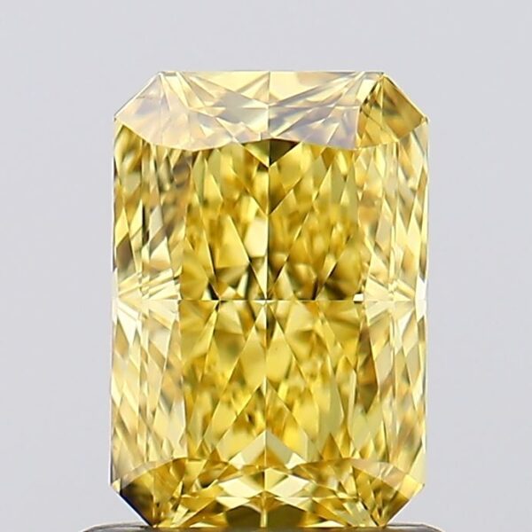 1.01 carat,  colour, VVS2 clarity, Radiant shape, Lab Grown Diamond.