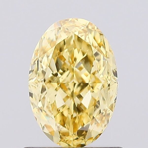 1.05 carat,  colour, VS1 clarity, Oval shape, Lab Grown Diamond.