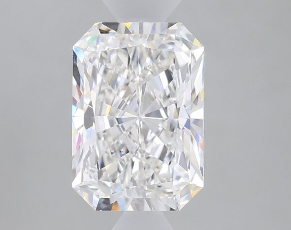 1.63 carat, E colour, VS2 clarity, Radiant shape, Lab Grown Diamond.
