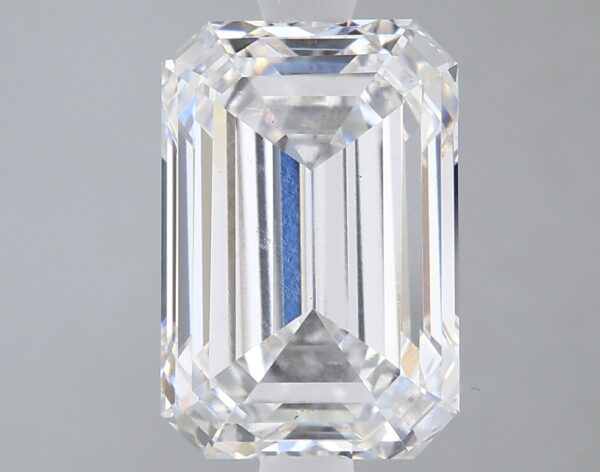2.72 carat, E colour, VS2 clarity, Emerald shape, Lab Grown Diamond.