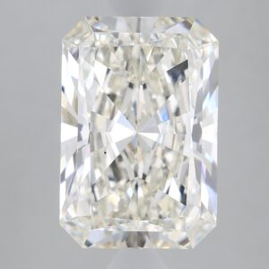 3.22 carat, G colour, VS1 clarity, Radiant shape, Lab Grown Diamond.