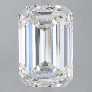 3.16 carat, G colour, VS2 clarity, Emerald shape, Lab Grown Diamond.