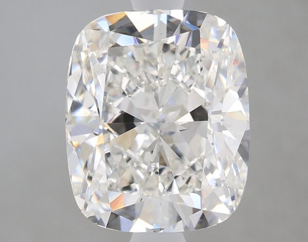 2.92 carat, G colour, VS2 clarity, Cushion shape, Lab Grown Diamond.