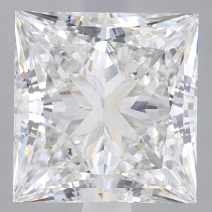 2.66 carat, G colour, VS2 clarity, Princess shape, Lab Grown Diamond.