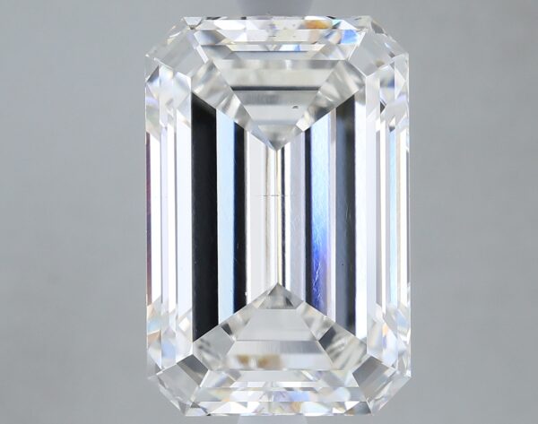 5.67 carat, F colour, VS2 clarity, Emerald shape, Lab Grown Diamond.