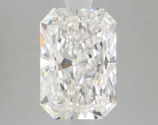 2.24 carat, G colour, VS1 clarity, Radiant shape, Lab Grown Diamond.