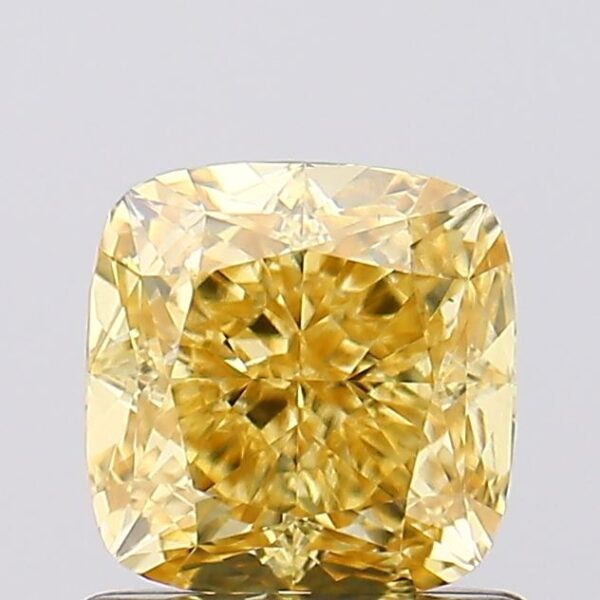 1.1 carat,  colour, VS1 clarity, Cushion shape, Lab Grown Diamond.