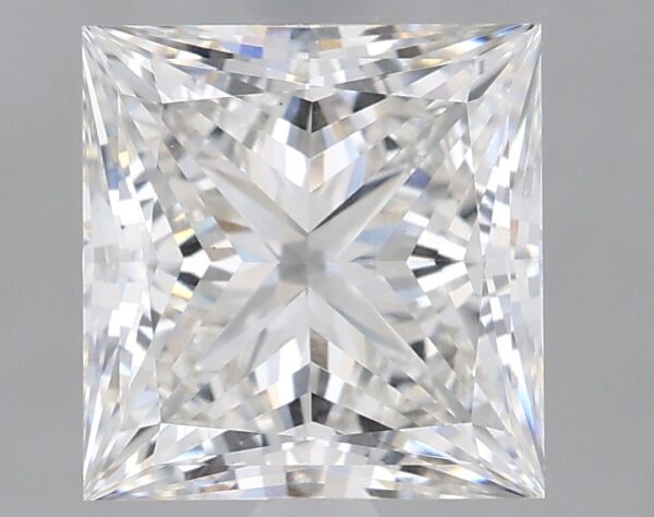 1.68 carat, F colour, VS1 clarity, Princess shape, Lab Grown Diamond.